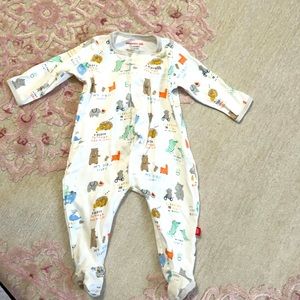 Magnetic Me baby sleeper